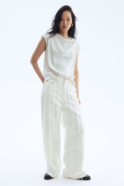 H&M - Women White Frayed Jeans