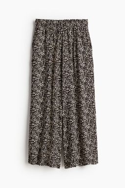 H&M - Women Black Cropped Pull-On Trousers