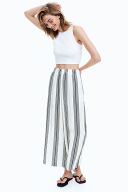 H&M - Women White Cropped Pull-On Trousers