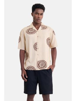 Snitch - Cream Printed Half Sleeves Boxy Shirt for Men
