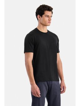 Snitch - Black Solid Half Sleeves Regular Casual T-shirt for Men