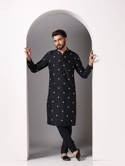 KISAH - Men Black Kurta Churidar (Set of 2)