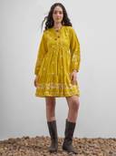 Yellow color option, Currently selected