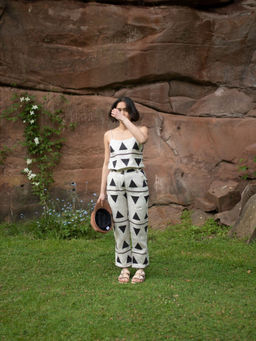 The Terra tribe - Dona Strap Printed Black Top
