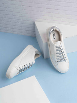 Inc.5 - Womens White Casual Solid Round Toe Sneakers