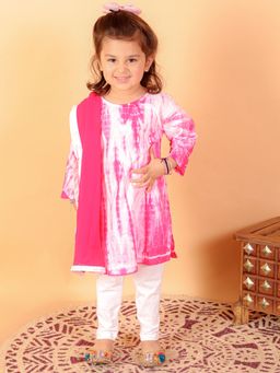 Vastramay - Infant's Pink and White Kurta, Leggings & Dupatta (Set of 3)