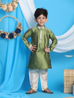 Vastramay - Boys Green Kurta Pyjama (Set of 2)