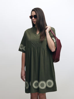 VERO MODA - Curve Dark Green Crochet Patch Detail Dress