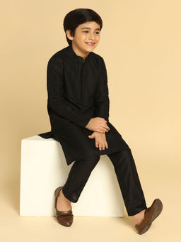 KISAH - Boys Black Self Design Kurta