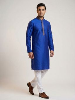 ETHNIC INDIA - Blue Men Solid Polyester Kurta