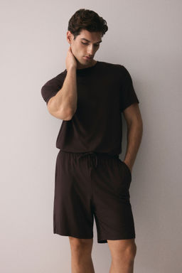 H&M - Men Brown Jersey Pyjama T-Shirt And Shorts
