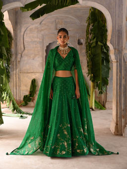 DEEPTHEE - Green Hand Embroidered Lehenga (Set of 3)