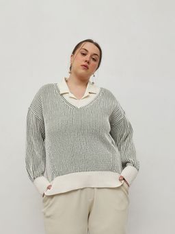 CURVY STREET - Acrylic Green Sweater