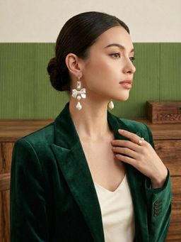 Kraft Smiths - Women Sofie Baroque Pearl Party Earrings