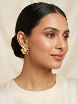 Kraft Smiths - Women Golden Bloom Pearl Stud Earrings