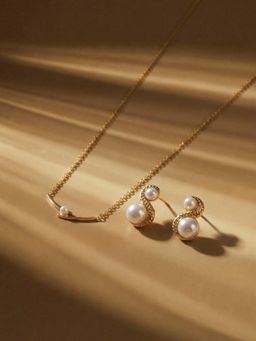 Palmonas - Women White Pearl Crest Elegance Jewellery Set