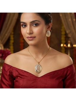 Nuyug - Women White American Diamond Oval Hammered Pendant and Earrings Set