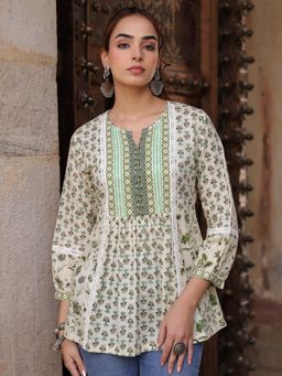 Rain & Rainbow - Women Green Motifs Printed Pure Cotton Top