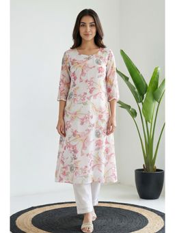 Aurelia - Women White Floral Printed Straight Kurta