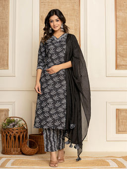 Yufta - Black Floral Print Cotton Straight Kurta and Trouser with Dupatta (Set of 3)
