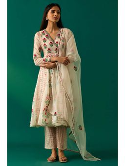 WISHFUL by W - Off White Off-White Floral Embroidered Kurta with Pant and Dupatta