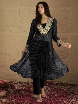 Varanga - Black Women Gota Patti Detailing Kurta with Pant
