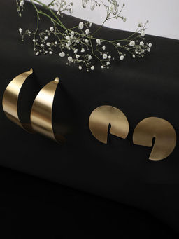 Sohi - Pack of 2 Gold Plated Designer Hoop Earrings