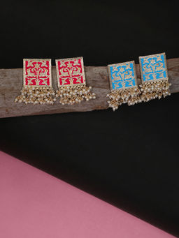 Sohi - Pack of 2 Meenakari Pearl Laheriya Studs