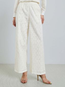Styli - Women Off White Self-Designed Wide Leg Pants