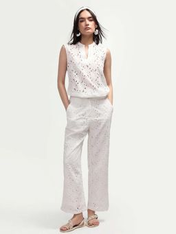 RAREISM - Women White Schiflli Detail Trousers