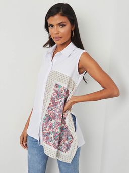 Styli - Multi-color Sleeveless Asymmetric Hem Scarf Print Longline Shirt