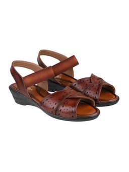 LAZERA SHOES - Tan Comfort Slingback Sandals