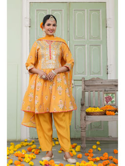 Scakhi - Mustard Chanderi Silk Floral Printed Kurta Set(Set of 3)