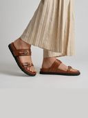 Tan color option, Currently selected