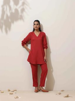 trueBrowns - Maroon Viscose Solid V-Neck Co-Ord (Set of 2)