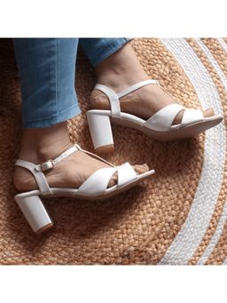 AUZORI - Strong White Block Sandal Heels