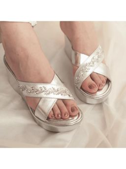 AUZORI - Silver Embroidery Criss Cross Wedges Heels