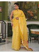 Mustard color option, Currently selected