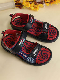 Kidsville - Captain America Printed Kids Boys Multi-Color Sports Sandals