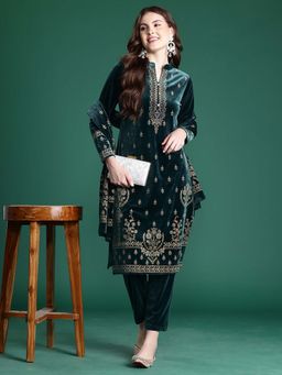 CAYMAN - Embroidered Pure Wool Kurta Set with Dupatta