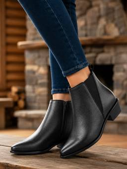Twenty Dresses by Nykaa Fashion - Women Solid Heeled Black Chelsea Boots