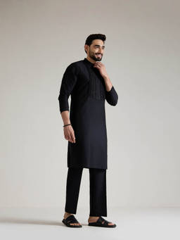 KISAH - Black Solid Kurta With Trouser