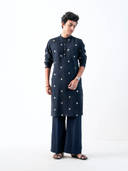 Navy Blue color option, Currently selected