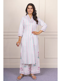 NAVYAS FASHION - Elegant White Cotton Kurta and Pant (Set of 2)