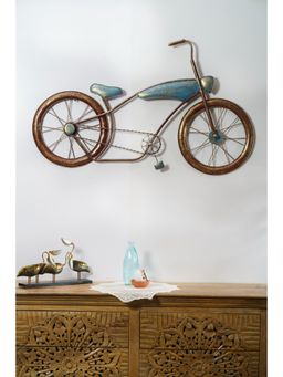 Vedas - Young Bike Wall Decor