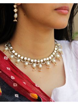 BeAbhika - Kundan and Drop Pearl Necklace Set