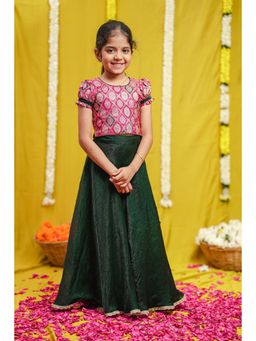 EKANTA - Tashi Green With Red Top And Skirt Set