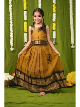 EKANTA - Prisha Mustard Top And Skirt Set