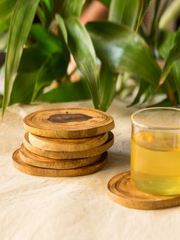 ExclusiveLane - 'Circles Of Wood' Log Handcrafted Coasters (Set Of 6)