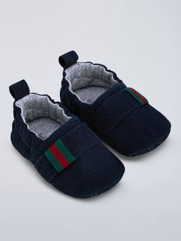 Hopscotch - Textured Striped Sneakers